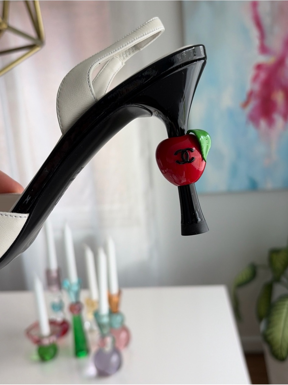 26A Chanel Lambskin & Patent Calfskin White & Black Apple Slingback 38.5 New - Picture 8 of 16